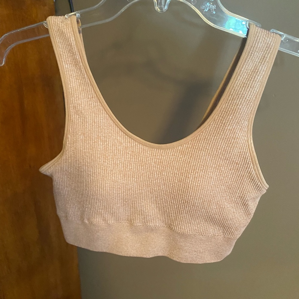 2 Bralettes - Picture 5 of 8